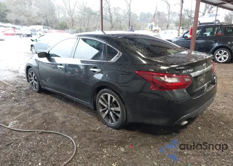 2017 Nissan Altima 2.5 Sr из США, поврежденный, VIN 1N4AL3AP7HC494849